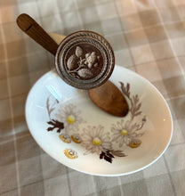 Load image into Gallery viewer, Ironstone Vegetable Serving Dish - &quot;Daisies Won&#39;t Tell&quot; by Johnson Bros. 1980s
